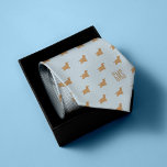 Cravate Cocker Spaniel Chiens Motif Monogramme<br><div class="desc">Cocker Spaniel chiens design motif sur arrière - plan bleu clair. Personnalisez avec un monogramme pour en faire un cadeau parfait. Vous cherchez une couleur différente ? Pas de problème ! Cliquez simplement sur le bouton "Personnaliser" et sélectionnez la couleur arrière - plan de votre choix.</div>