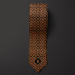 Cravate Cuivre sur Mandala noir Monogramme<br><div class="desc">Améliorez votre entreprise ou votre ensemble mariage avec notre Cravate en cuivre sur le Monogramme Mandala noir. Les teintes en cuivre et le design mandala dégagent une élégance extrême. Associez-le à nos chaussettes assorties pour compléter votre look sophistiqué.</div>