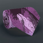 Cravate de camouflage de la lavande de prune noire<br><div class="desc">La cravate pour hommes est équipée d'un motif de camouflage moderne en noir, violet, prune et lavande. PLUS de designs en magasin. Cool pour le bureau, une nuit en ville, un mariage, pour le marié ou les groomsmen ou donner en cadeau à votre mari, père, frère ou meilleur ami. Faites...</div>