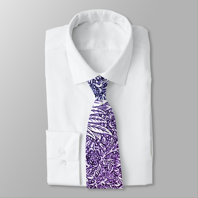 Cravate Design floral complexe dans les tons violets et bl (Attaché)