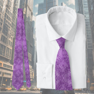 Cravate Design moderne et chic en violet avec effet paille