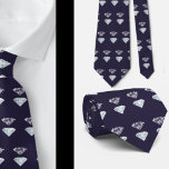 Cravate Diamond Motif Bling Navy Blue Luxe Elegant Nec<br><div class="desc">Ce cher cravate de bling bling diamant est sûr que les gens l'adorent !</div>
