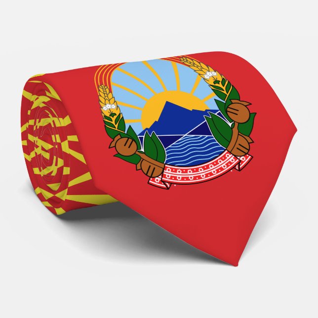 Cravate Drapeau macédonien et Emblème national, Macédoine  (Roulé)