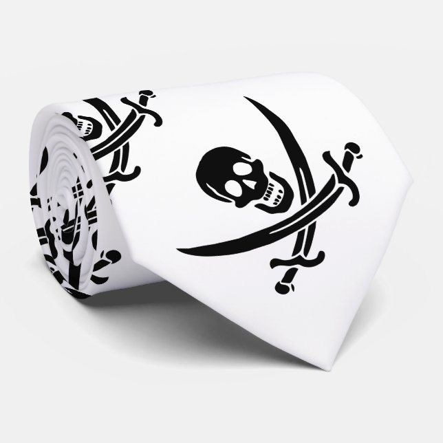 Cravate Drapeau pirate crâne épées croisées (Roulé)