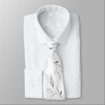 Cravate Élégance de mariage en verdure noir et blanc<br><div class="desc">Une cravate de mariage noir et blanc avec des tiges d'eucalyptus peintes à l'aquarelle grise sur un fond blanc pur. Cette cravate n'a pas de couleur et est une véritable cravate de mariage en verdure noir et blanc uniquement.</div>