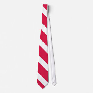 Cravate en bande rouge et blanche de l'Université
