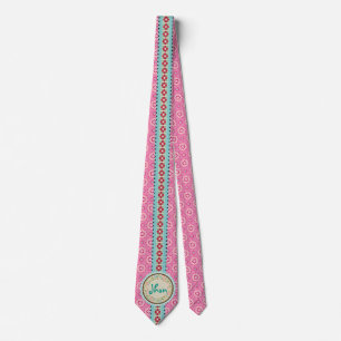 Cravate Étiquette nominative et ruban rose et fleuri