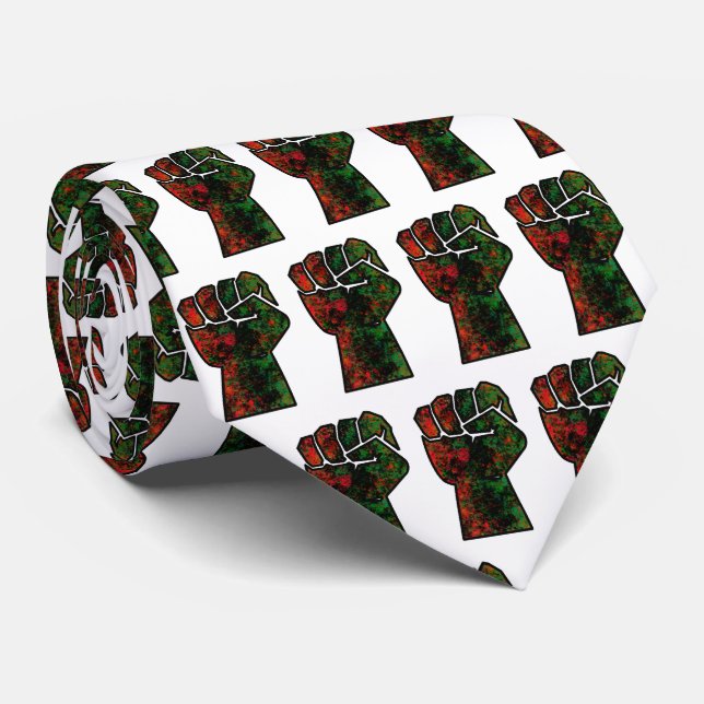 Cravate fierté noire drapeau panafricain rouge vert poing  (Roulé)