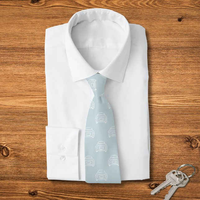 Cravate Figarations Monoline Pale Aqua Figaro Car Tie (A fun figgy pattern tie for the Pal Aqua figaro owner)