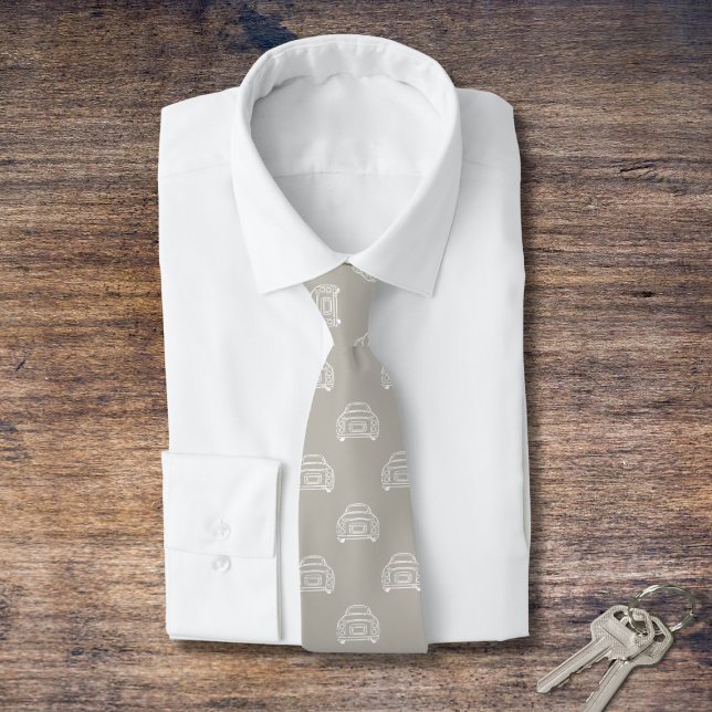 Cravate Figarations Monoline Topaz Mist Figaro Car Tie (A fun figgy pattern tie for the Topaz Mist figaro owner)