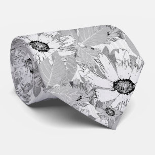 Cravate Fleurs blanches sur gris clair.