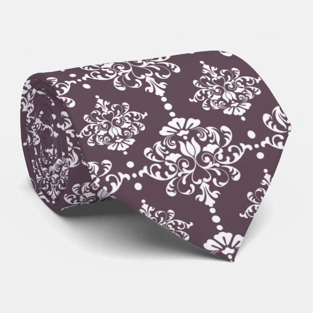 Cravate Fleurs de Damas Mauve Foncé pour les Garçons d'Hon (Roulé)