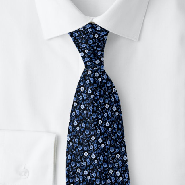 Cravate Fleurs minuscules bleu marine (Créateur téléchargé)