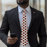 Cravate Imaginaire de Roses rouges Dragon Noir<br><div class="desc">Un petit dragon noir est niché au milieu de roses rouges vibrantes dressées contre un arrière - plan blanc propre. Parfait pour ceux qui aiment le charme mythique avec une touche classique.</div>