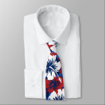 Cravate Impression florale hawaïenne à l'hibiscus épique i<br><div class="desc">Rouge,  blanc,  bleu et marine.  Impression tropicale vintage inspirée des chemises aloha des années soixante et soixante-dix.  Des fleurs d'hibiscus de taille épique créent ce motif tropical.  Un lien amusant pour cet homme moins conservateur avec un sens de l'humour et une passion pour les îles d'Hawaï.</div>