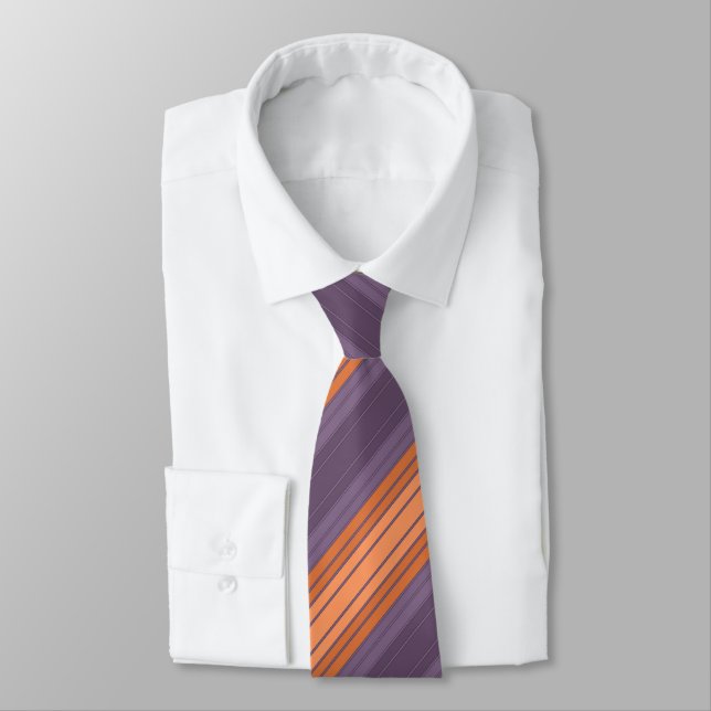 Cravate Jaune avec motif rayé lilas (Attaché)