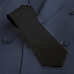 Cravate Jet noir couleur solide simple minimaliste<br><div class="desc">Cravate noir solide générique pour hommes. Couleur noire à jet simple avec doublure noire pour un look simple et minimaliste.</div>