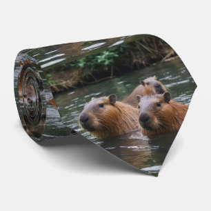 Cravate La Nage Des Capybaras Dans La Rivière,