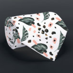 Cravate La végétation tropicale de la jungle| Monogramme d<br><div class="desc">Design monogrammé tendance. Classique et à la mode, cette cravate fait l'accessoire parfait. Ajoutez votre libellé personnalisé à cette conception en utilisant les zones "Modifier ce modèle de conception" situées à droite de l'élément, ou cliquez sur le bouton bleu "Customiser" pour arranger le texte, modifier les polices et les couleurs...</div>