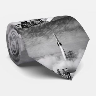 Cravate Le Tout Premier Lancement De Rocket À Cape Canaver