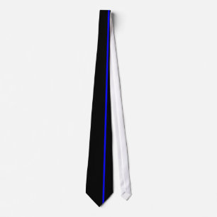 Cravate Ligne verticale mince bleue sur la droite