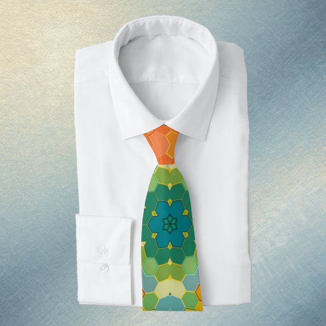 Cravate Mandala Hexagonal Orange Jaune Rouge et Bleu (Orange Yellow Red and Blue Hexagon Mandala Neck Tie by Wormhole Orbital)