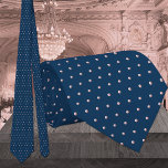 Cravate Mariage bleu marine classique et rose pâle<br><div class="desc">Un cravate de mariage classique et élégant en bleu marine profond avec un motif à pointes rose vif.</div>