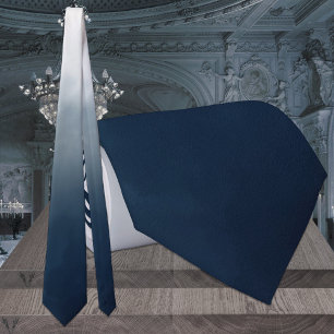 Cravate Mariage monochromatique ombré bleu marine à bleu p