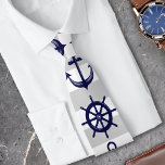 Cravate Marine Ancre bleue et roue de bateau Nautique<br><div class="desc">Ce design décoratif présente à la fois une ancre bleu marine foncé et une roue de bateau à rayures grises et blanches. L'illustration nautique crée une cravate moderne et unique avec une couleur arrière - plan personnalisée.</div>