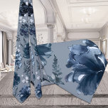 Cravate Marine Blue Garden Florals Dusty Blue Mariage<br><div class="desc">Un cravate classique bleu marine et bleu roux mariage avec un assemblage de fleurs de jardin aquarellées,  dont des pivoines dans les tons bleu marine,  bleu marine muet,  gris poussiéreux et bleus poussiéreux. Une marine classique et un bleu mariage cravate poussiéreux.</div>