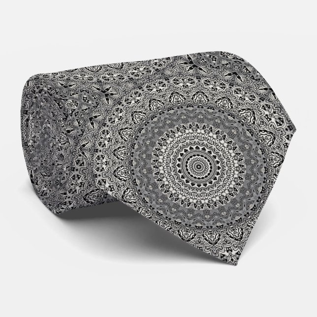 Cravate Médaillons de style tribal gris et noir (Roulé)