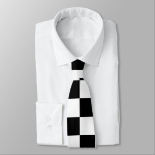 Cravate Minimaliste Rétro à Carreaux – Streetwear Monochro