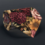 Cravate Modèle floral Bourgogne<br><div class="desc">Élevez votre regard avec cette cravate à cravate avec un beau motif floral bordeaux. Idéal pour ajouter une touche de sophistication à toute tenue,  il est parfait pour des événements formels,  des mariages ou des vêtements d'affaires. Un accessoire élégant et polyvalent pour les occasions spéciales et l'élégance quotidienne.</div>