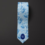 Cravate Monogramme bleu à fleurs<br><div class="desc">Faites une déclaration à votre mariage avec notre Cravate Monogramme d'inspiration Florale Bleue. Le beau design floral bleu monogramed apporte une touche de charme et de sophistication. Assurez-vous de consulter nos chaussettes de coordination pour un ensemble poli.</div>