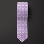 Cravate Monogramme d'inspiration florale violet Lilac<br><div class="desc">Plein d'élégance, ce Cravate de Monogramme Lilac Purple Floral Inspiré est une déclaration conçue pour impressionner. Il est minutieusement conçu avec la technique du batik, créant un thème botanique floral séduisant qui élève l'attrait esthétique général. Cette cravate n'est pas seulement un accessoire, c'est un mélange de sophistication et de style...</div>