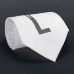 Cravate Monogramme et nom personnalisés gras modernes<br><div class="desc">Conception de monogramme moderne avec lettre de monogramme personnalisée "L" et nom dans un style de police sans empattement gras moderne.
Cadeau parfait pour lui, cadeau de fête des pères, cadeau de garçon d'honneur et plus encore.</div>