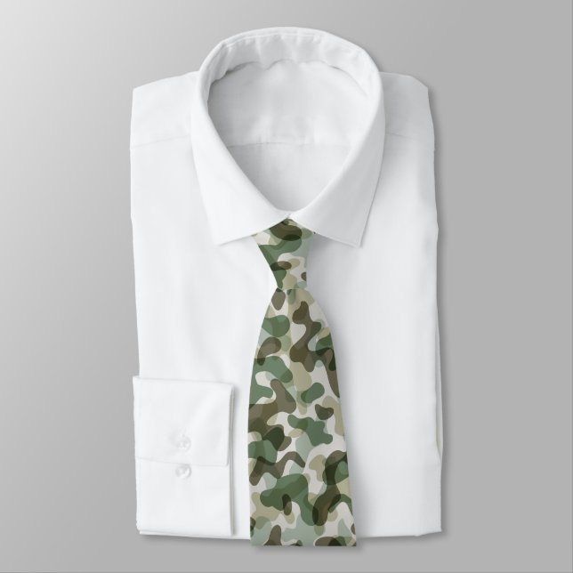 Cravate Motif Camo vert dans les tons terre (Attaché)