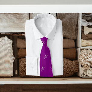 Cravate Motif de nom blanc violet script moderne