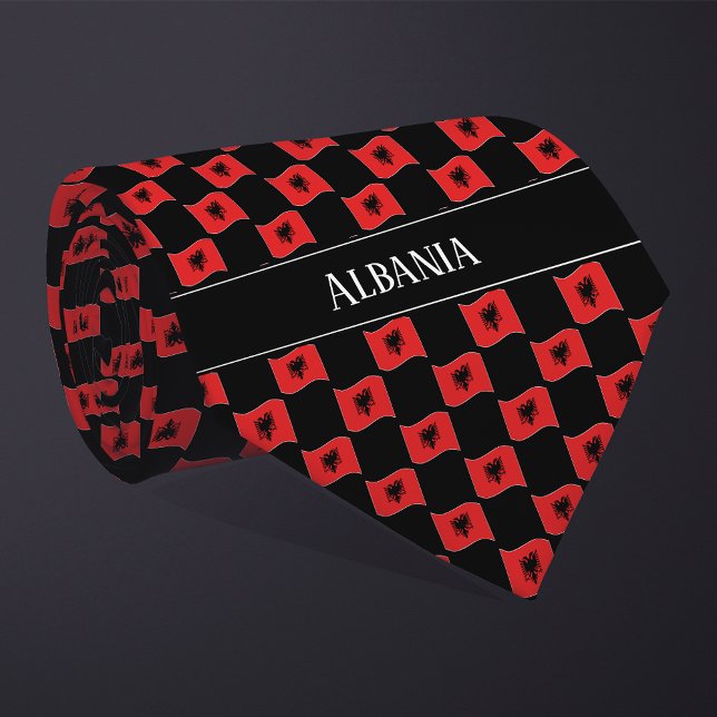 Cravate Motif du drapeau de l'Albanie (Créateur téléchargé)