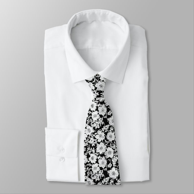 Cravate Motif Fleur de Dentelle Blanche (Attaché)