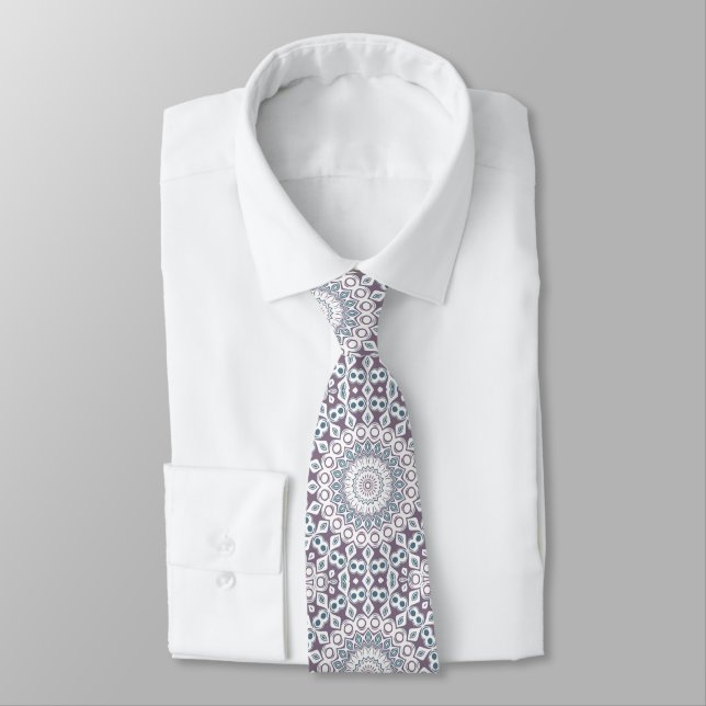 Cravate Motif géométrique mandala violet et bleu (Attaché)