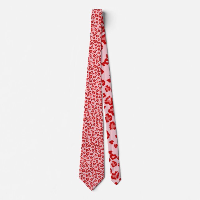 Cravate Motif léopard à cœurs en rouge sur fardé (Devant)