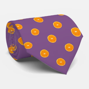 Cravate Orange Slice on Purple Background