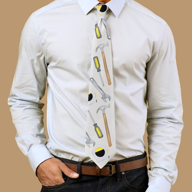 Cravate Outils modernes Motif Whimsical Fun (Men's neck tie with cool tools pattern. )