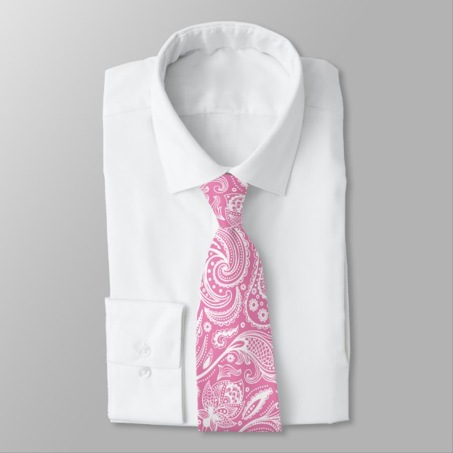 Cravate Paisley vintage blanc sur arrière - plan rose (Attaché)