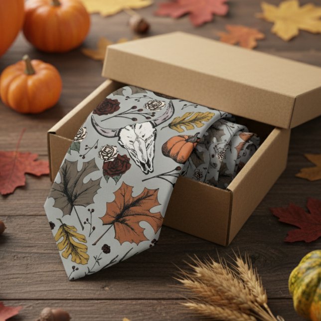 Cravate Pays du crâne gris de l'Ouest (Modern Gray Thanksgiving Foliage Mens Tie. Fall Harvest, Cow Skull, Leaves Pattern in Autumn Colors.)