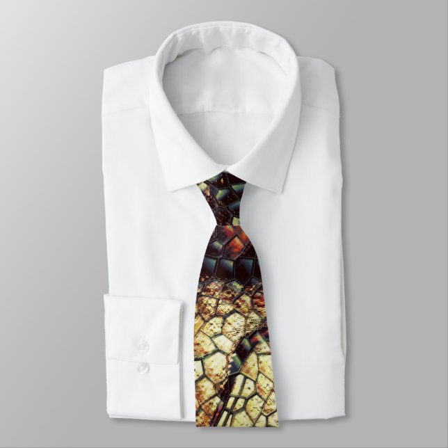 Cravate Peau de reptile aux taches jaunâtres et foncées ? (Attaché)