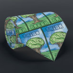 Cravate Pensez Green Brain De l'environnement<br><div class="desc">PENSEZ VERT. Cette conception originale d'un cerveau comme feuillage d'un arbre prône la pensée verte - pour la Terre et pour sa diversité d'humains, d'animaux et de plantes dans l'environnement. L'art Arrière - plan présente un paysage verdoyant avec un ciel bleu brillant. Un design pour ceux qui se soucient de...</div>