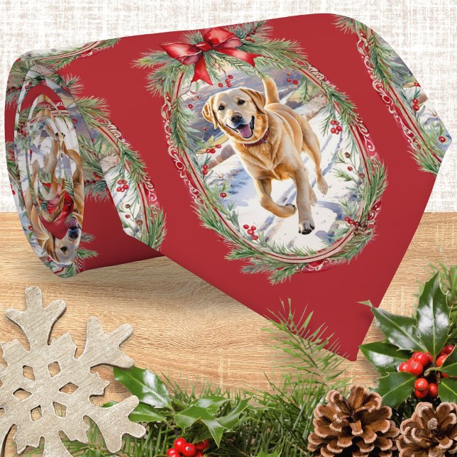 Cravate Photo sur mesure de votre chien Noël masculin (A Christmas tie to customize with a favorite photo of your pet dog in a pattern of festive 'frames')