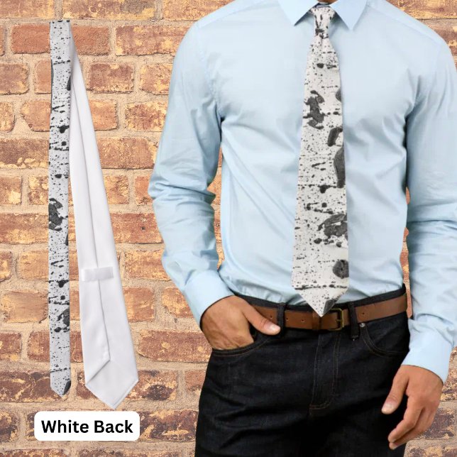 Cravate Photographie de la texture de l'écorce blanche de  (Aspen tree bark polyester tie with white back. )